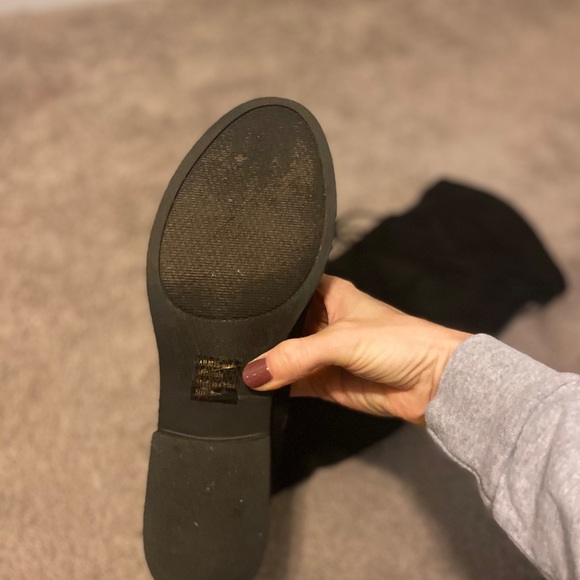 Black knee boots with lace up - Picture 3 of 3